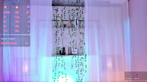 Snapshot of liiavega chatting on 11-13-25, 11:42 online show from 11-13-25, 11:42