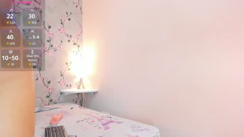 Lily online show from 06-15-26, 12:18