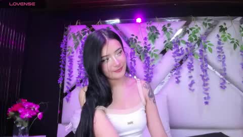 Snapshot of liinzy_rouse chatting on 03-14-26, 02:44 Brittany online show from 03-14-26, 02:44