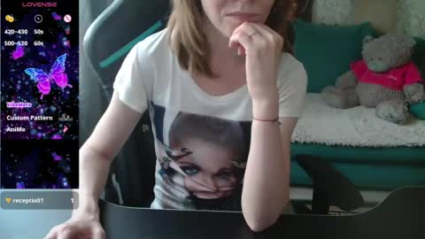 Snapshot of liissax chatting on 07-27-26, 04:25 Liissax online show from 07-27-26, 04:25