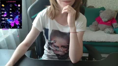Snapshot of liissax chatting on 08-06-26, 07:32 Liissax online show from 08-06-26, 07:32