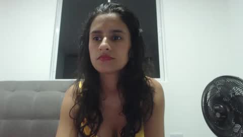 Snapshot of liiz5 chatting on 01-09-25, 01:29 liiz5 online show from 01-09-25, 01:29