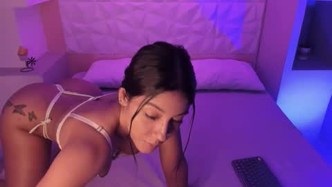 LiizJones online show from 01-10-26, 10:14