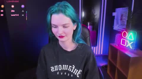 lika_sky online show from 11-25-25, 03:56