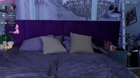 Snapshot of lil__fleur chatting on 01-16-26, 05:06 Lilian online show from 01-16-26, 05:06