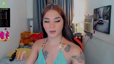 LILY online show from 01-05-25, 11:37