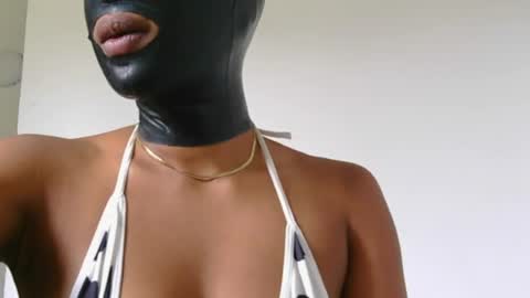 Snapshot of lil_ith chatting on 04-15-26, 06:59 Lilith online show from 04-15-26, 06:59