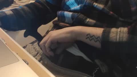 Snapshot of lil_j_ chatting on 01-15-26, 08:23 lil_j_ online show from 01-15-26, 08:23