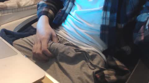 Snapshot of lil_j_ chatting on 01-16-26, 10:19 lil_j_ online show from 01-16-26, 10:19