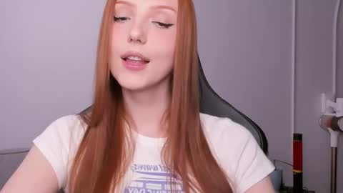 Snapshot of lil_pumpkinpie chatting on 02-22-25, 10:51 Val online show from 02-22-25, 10:51