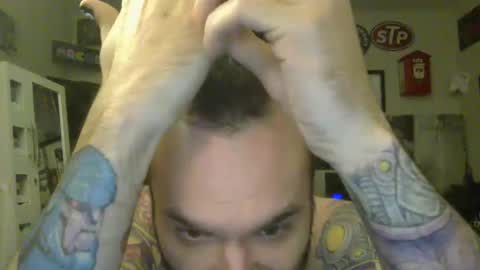 Snapshot of lil_tea_break_6996 chatting on 02-14-25, 04:58 t online show from 02-14-25, 04:58