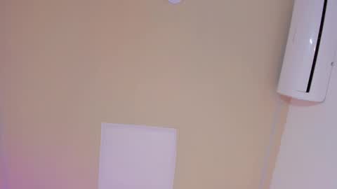 L I L A   online show from 02-27-25, 11:48