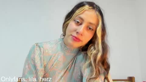 Snapshot of lila_herz chatting on 01-09-26, 11:50 Ren online show from 01-09-26, 11:50