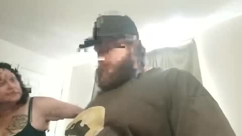 Snapshot of lilbratty_clouds_ogpuffdragon chatting on 10-14-25, 02:51 lilbratty_clouds_ogpuffdragon online show from 10-14-25, 02:51