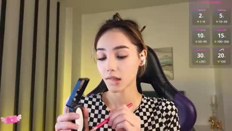 Hi im Yuki online show from 10-27-25, 05:11