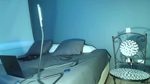 Dante online show from 12-24-24, 10:39