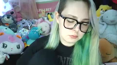 Snapshot of lilemmy1999 chatting on 01-02-25, 07:18 emily ryanson online show from 01-02-25, 07:18