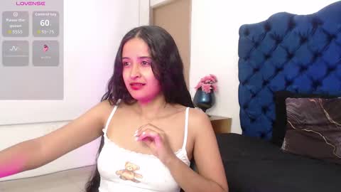 Lili online show from 10-14-25, 03:07