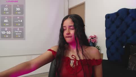 Lili online show from 10-16-25, 03:18