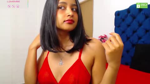 Snapshot of lili666_ chatting on 02-15-26, 03:36 Lili online show from 02-15-26, 03:36