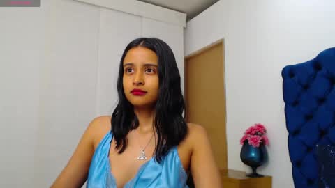 Lili online show from 05-08-26, 03:56