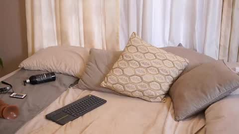 Lili  online show from 03-06-26, 12:56