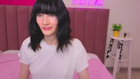 Lilli  follow me kiss online show from 06-16-26, 11:46
