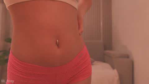 Snapshot of lili_foxy chatting on 06-13-26, 02:48 lili online show from 06-13-26, 02:48