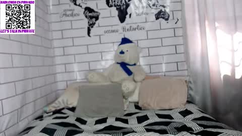 Snapshot of lili_hot_1 chatting on 02-11-26, 05:51 lili_hot_1 online show from 02-11-26, 05:51