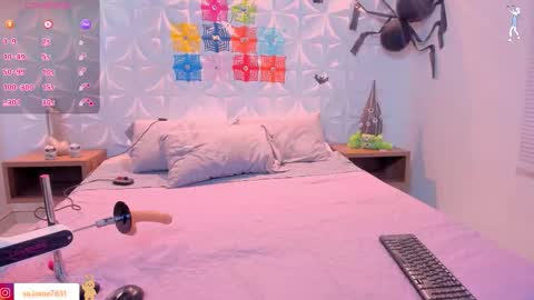 Snapshot of lili_mccormick chatting on 10-11-25, 03:39 SALOME online show from 10-11-25, 03:39