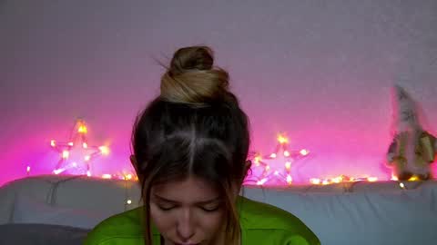 Snapshot of liliabianca chatting on 12-15-24, 07:13 Mia online show from 12-15-24, 07:13