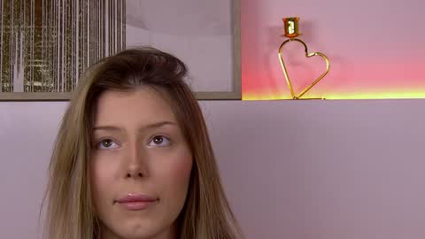 Snapshot of liliabianca chatting on 01-24-25, 09:28 Mia online show from 01-24-25, 09:28