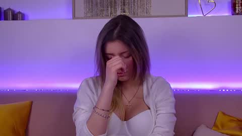 Snapshot of liliabianca chatting on 02-03-25, 03:38 Mia online show from 02-03-25, 03:38