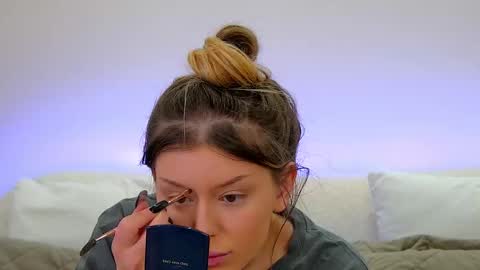 Snapshot of liliabianca chatting on 02-22-25, 07:12 Mia online show from 02-22-25, 07:12