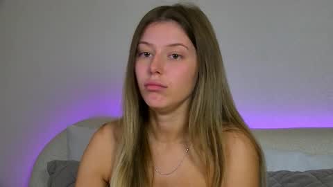 Snapshot of liliabianca chatting on 09-11-25, 06:46 Mia online show from 09-11-25, 06:46