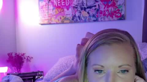 LilianaX online show from 06-11-26, 04:10