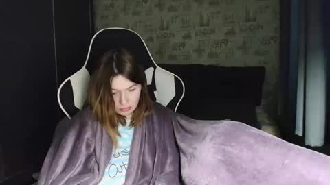 liliawoolf online show from 12-01-25, 12:32