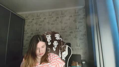 liliawoolf online show from 06-11-26, 03:15