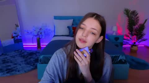 Lili Bakery online show from 06-22-26, 03:25