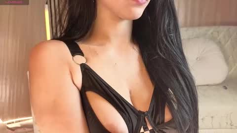 Lilieth  online show from 10-17-25, 01:14