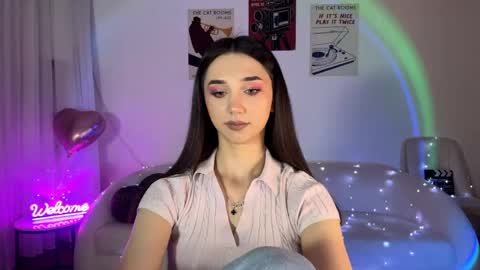 Lina online show from 04-30-26, 10:36