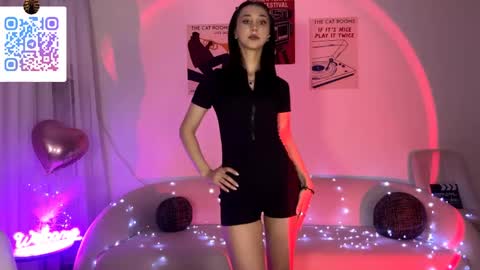 Lina online show from 05-29-26, 10:41