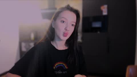 Snapshot of lililaluna chatting on 12-05-24, 11:27             ...  online show from 12-05-24, 11:27