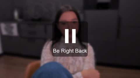 Snapshot of lililaluna chatting on 12-06-24, 04:38             ...  online show from 12-06-24, 04:38