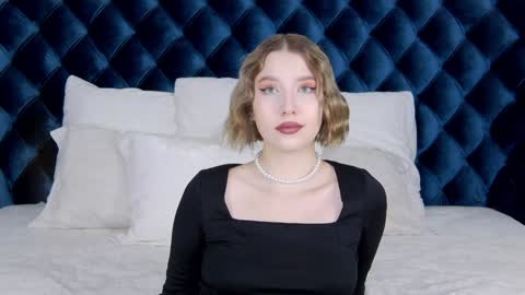 Snapshot of lililinn chatting on 01-31-25, 09:16 LiliLinn online show from 01-31-25, 09:16