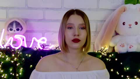 Snapshot of lililinn chatting on 03-04-25, 11:19 LiliLinn online show from 03-04-25, 11:19