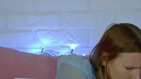 Snapshot of lililinn chatting on 09-30-25, 04:39 LiliLinn online show from 09-30-25, 04:39