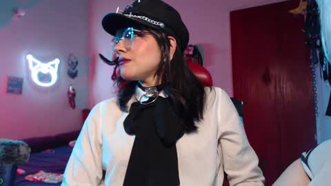 Molly online show from 01-31-25, 01:43