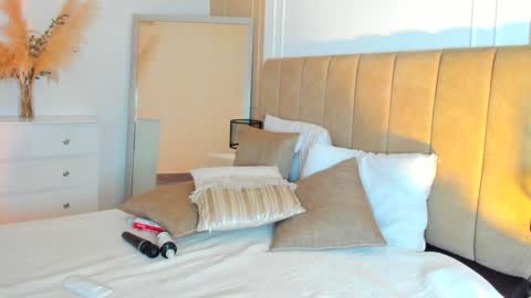 Lili  online show from 01-12-25, 03:17