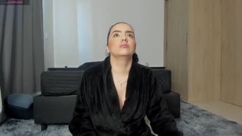 lilirouse online show from 01-11-25, 02:04